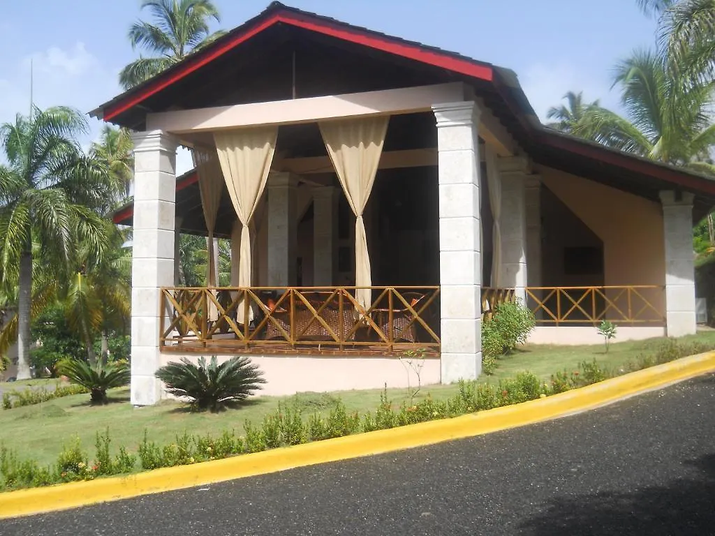 Punta Balandra Tambora Beach Suites